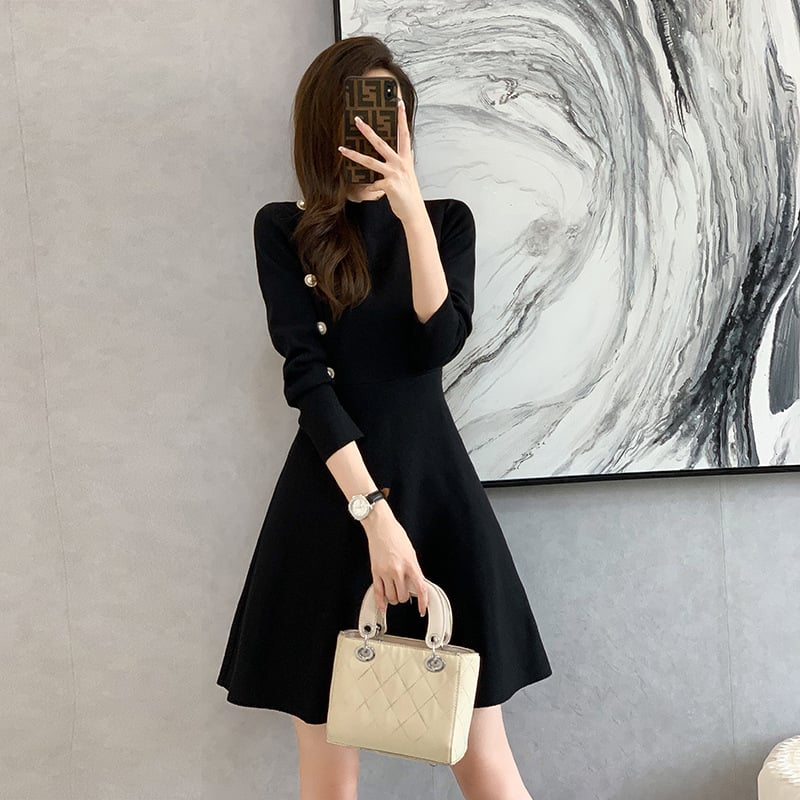 Elegant A-Line Knitted Dress