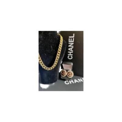 Elegant Pendant Necklace