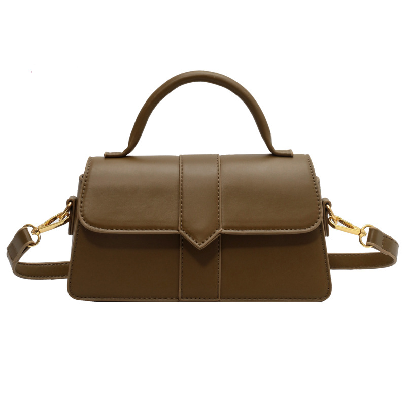 Chic Commuter Messenger